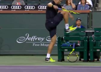 Cruce de cables épico de Ryan Harrison: ¡destrozó 4 raquetas!