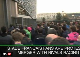 Stade Francais fans protest Racing 92 merger