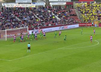 El Cádiz asalta Girona y aún sueña con el ascenso directo