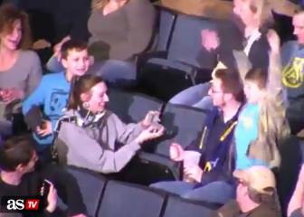 Ice hockey kiss-cam turns into marriage proposal