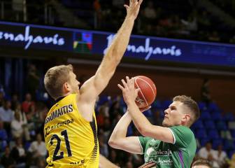 El Unicaja gana al Tenerife y ya es equipo de playoff