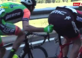 Cyclist puts his finger where he shouldn't during Alps descent