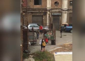 Piqué y Shakira cazados rodando un anuncio: la cosa acabó en beso