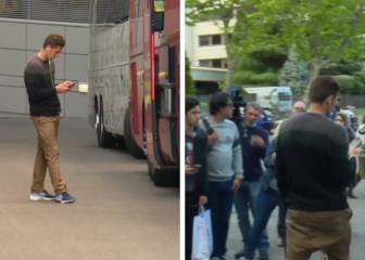 Cerci gives up seat on team bus to mingle with the fans