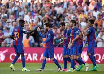 El Barcelona golea al Villarreal y mantiene intactas sus opciones