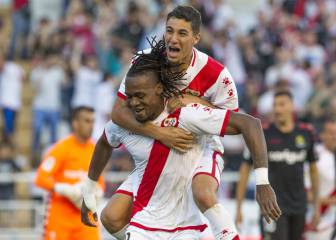 Embarba y Manucho afianzan la permanencia del Rayo en Vallecas