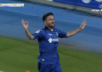 Un doblete de Molina acerca al Geta al objetivo y hunde al Elche