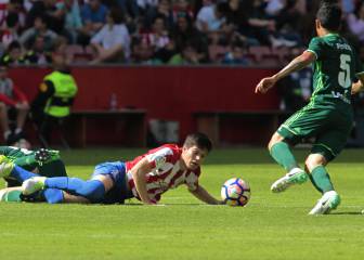 Carmona salvó un punto en la amarga despedida del Sporting