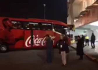 Vidal, el más ovacionado en la llegada de la Roja al Nacional