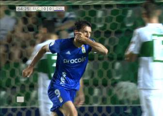 El Oviedo cumple frente al Elche pero no jugará los playoff