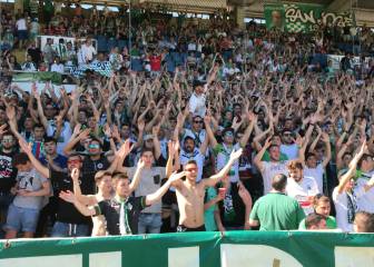 Racing Santander fans create raucous play-off atmosphere