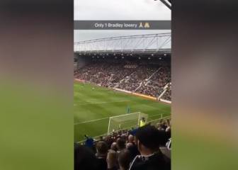 Precioso gesto de los fans del Newcastle con el pequeño Bradley
