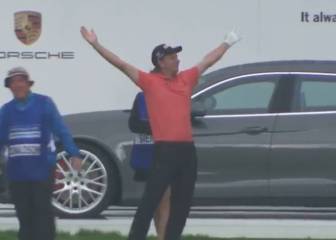 Cuando tienes un día redondo: ¡hoyo en uno y un Porsche de regalo!