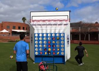 La última forma de jugar al cuatro en raya ¡tirando canastas!