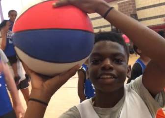 Muy top: el niño que 'enseña' a tirar a un Nº3 del Draft de la NBA