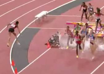 Chepkoech left chasing pack after bizarre mistake in final