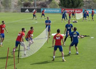 62 touch football-tennis point from Spain's Under-21