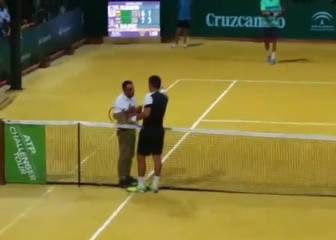 La discusión subida de tono de Almagro con el juez de silla...