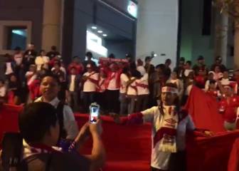 La increíble celebración de la afición peruana tras la victoria