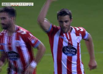 El Lugo remonta en el descuento y hunde al Zaragoza