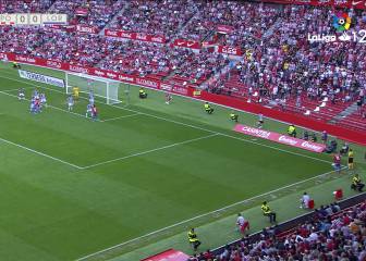 Un gol de Rubén García devuelve al Sporting a la victoria