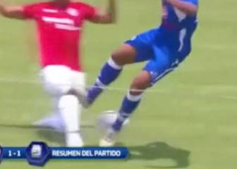 Una de las peores entradas del año: todos los tacos en la pierna