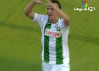 El Córdoba da más tiempo a Carrión y fractura al Alcorcón