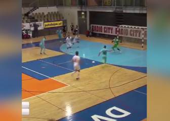 Ricardinho presume de este gol de vaselina en sus redes sociales
