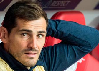 Se 'cargan' a Casillas por razones técnicas y el suplente la lía así...