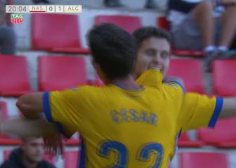 El Alcorcón golea a domicilio al Nástic y sale del descenso