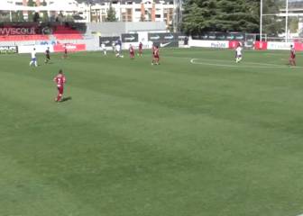 Un ex culé y del Oporto mete el gol del año en Segunda B