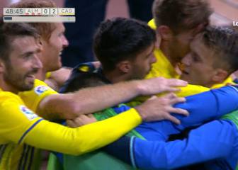 Victoria de peso del Cádiz ante un Almería inoperante