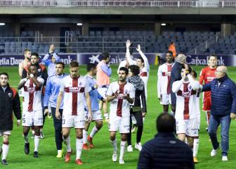 Cucho Hernández somete al Barça B en el Miniestadi