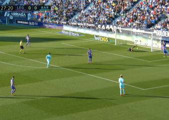 Arquero del Leganés cometió este fatal error ante Suárez