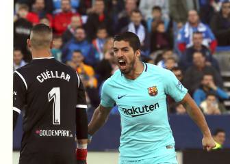 Suárez celebró en la cara de Cuéllar su segundo gol