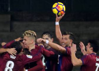 Manotazo del Eibar al Betis