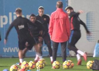 Denis Suárez nutmegs Gerard Piqué in Barça training