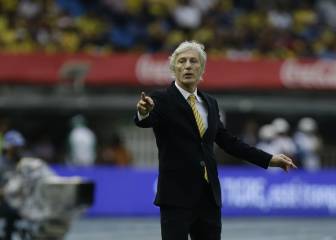 Pékerman llega a Rusia para el sorteo del Mundial 2018