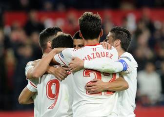 El Sevilla vence sin sufrimiento a un Deportivo inofensivo