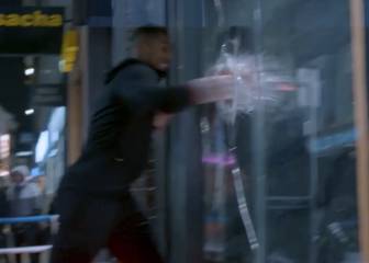Boxer Anthony Joshua punches in shop window in Amsterdam