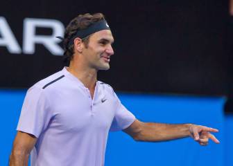 Federer sigue intratable y doblega a Sock