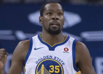 Kevin Durant reaches 20,000 career points milestone