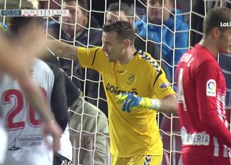 Dimitrievski para un penalti en el 90' y salva un punto para el Nástic