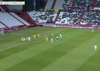 El Albacete se lleva un partido en el que ambos jugaron con diez