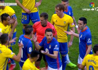 La expulsión que tiene a Oviedo ardiendo: ¿justa o puro teatro?