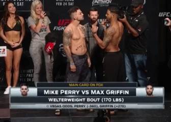 Mike Perry intenta bajarle los pants a Max Griffin