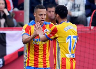 Rodrigo lidera una victoria de Champions del Valencia