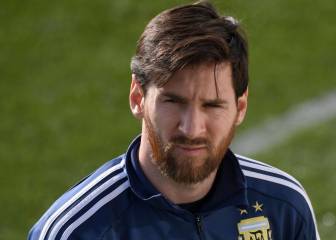 Messi entrenó con normalidad y podría jugar ante España