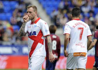Guidetti le da al Alavés el derbi ante un Eibar que fue mejor