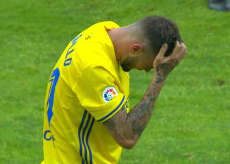 El Sporting pierde el liderato tras el empate en Cádiz